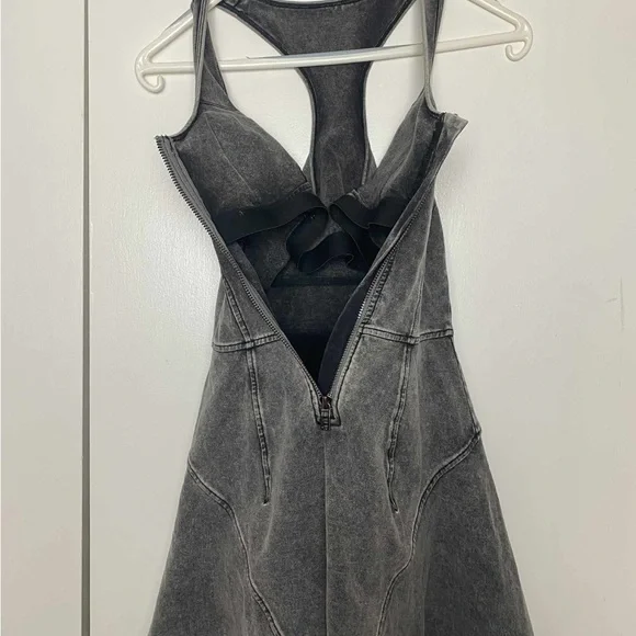 Wiskii Beyond Denim Charcoal Dress TAYLOR SWIFT - Picture 6 of 10